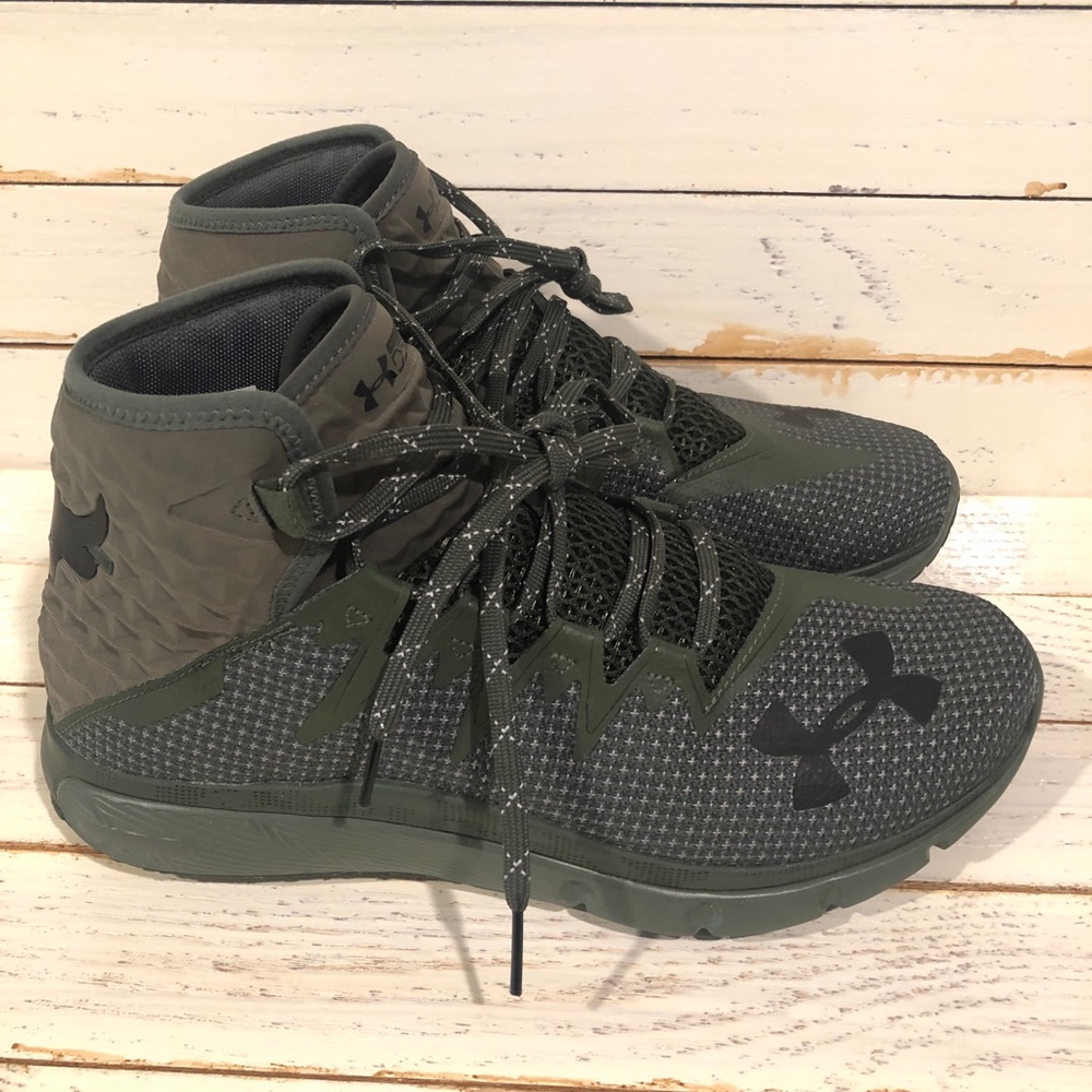 Under Armour UA Project Rock Delta.Pre-Owned